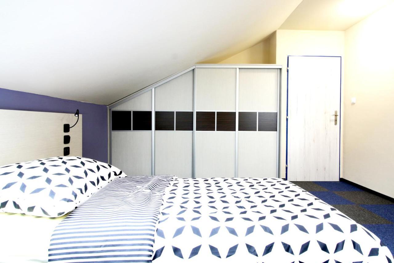 2 Bedrooms House With Enclosed Garden And Wifi At Slezska Ostrava Exterior foto