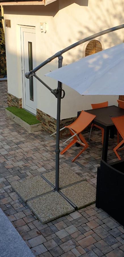 2 Bedrooms House With Enclosed Garden And Wifi At Slezska Ostrava Exterior foto